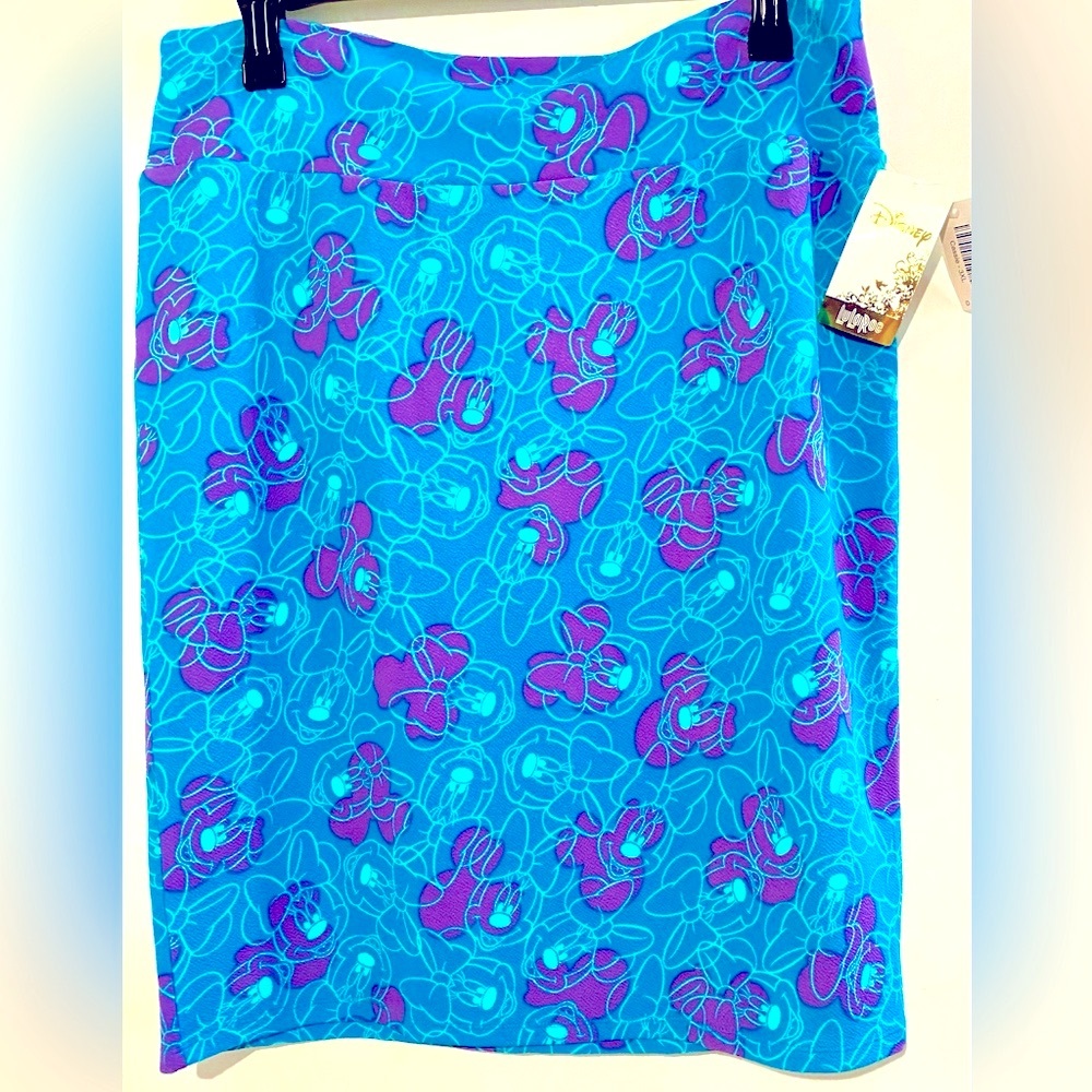 Disney LuLaRoe teal skirt. NWT 3XL